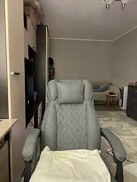 Snapshot of NastyushaaLove chatting on 10.13.25 NastyushaaLove online show from 10.13.25