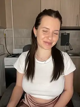 Snapshot of NastyushaaLove chatting on 02.27.26 NastyushaaLove online show from 02.27.26