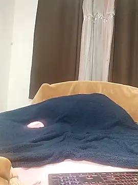 Snapshot of cute_boytoy0221 chatting on 03.13.25 cute boytoy0221 online show from 03.13.25