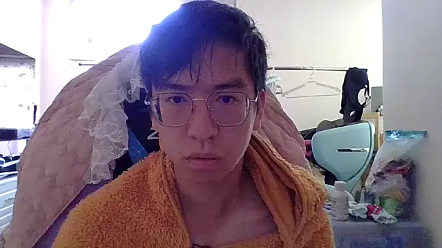 Snapshot of charlie_xdd chatting on 03.08.25 charlie xdd online show from 03.08.25