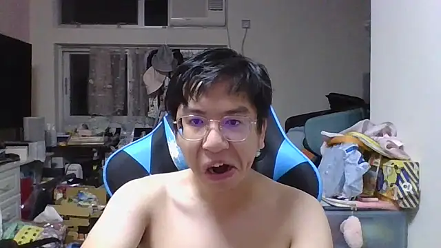 Snapshot of charlie_xdd chatting on 11.01.25 charlie xdd online show from 11.01.25