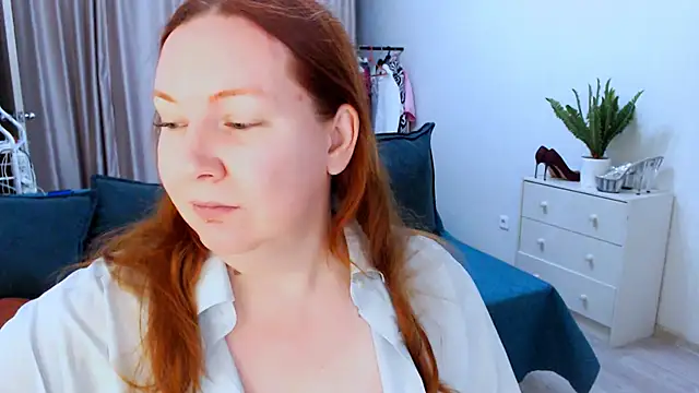 GoddessLara online show from 09.19.25