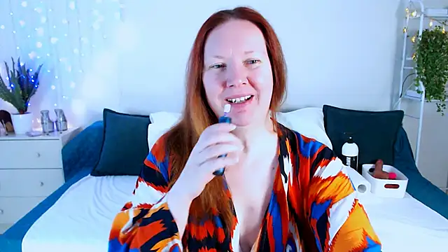 GoddessLara online show from 11.03.25