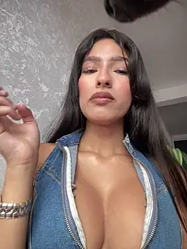 DulceLenns online show from 10.01.25