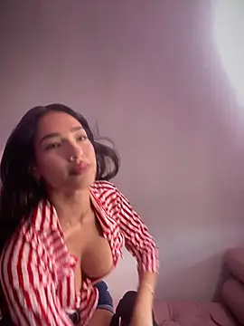 DulceLenns online show from 11.08.25