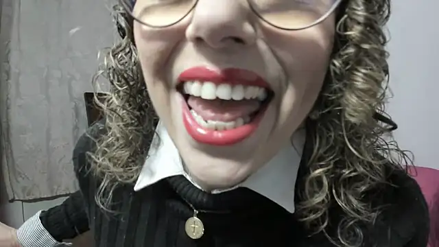 taylorhot70 online show from 02.05.25