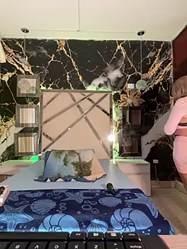 Snapshot of scarlett_sexx69 chatting on 02.18.26 scarlett sexx69 online show from 02.18.26