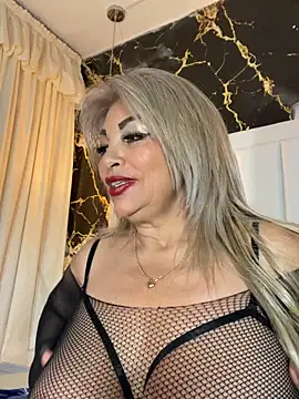 Snapshot of scarlett_sexx69 chatting on 03.16.26 scarlett sexx69 online show from 03.16.26