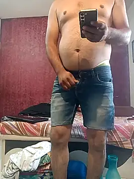 Snapshot of hornydick4you chatting on 12.18.24 hornydick4you online show from 12.18.24