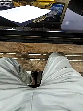 Snapshot of hornydick4you chatting on 11.14.25 hornydick4you online show from 11.14.25