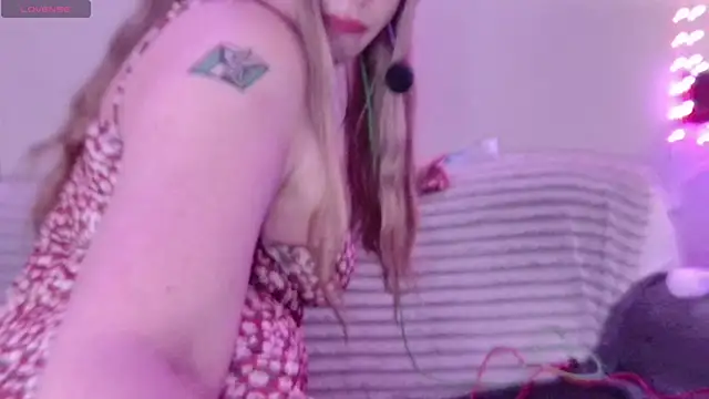 ScarletCarnal online show from 09.13.25