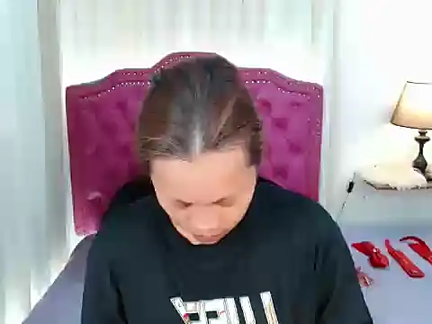 DreamLADYBOY online show from 04.28.26