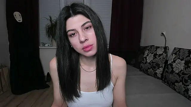 Snapshot of MolagAnna chatting on 12.21.24 MolagAnna online show from 12.21.24