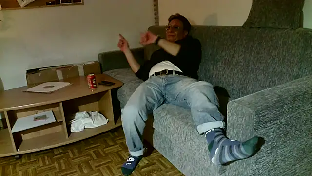 Snapshot of HETEREOMAN chatting on 01.17.26 HETEREOMAN online show from 01.17.26