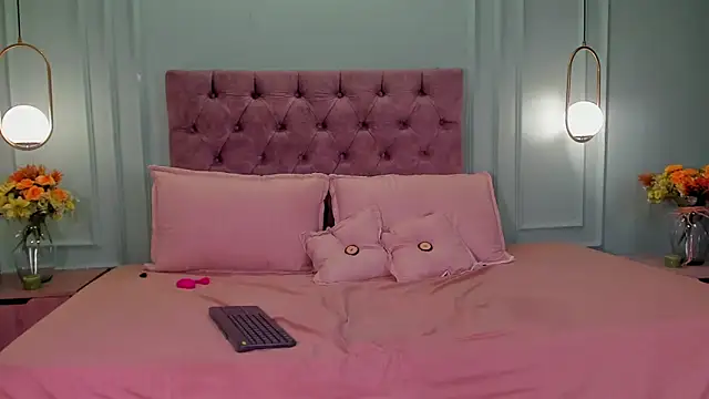 kathe hot online show from 03.15.25