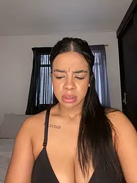 trianawhite online show from 03.03.26