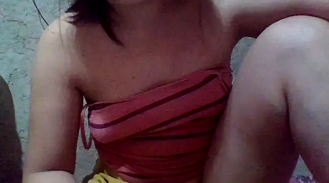 Snapshot of Beatrice143 chatting on 02.17.25 Beatrice143 online show from 02.17.25