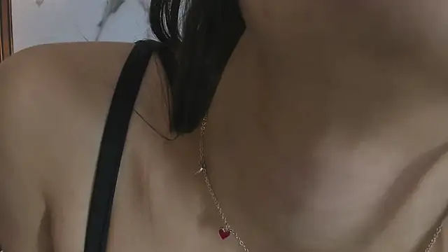 Snapshot of hannahill69 chatting on 03.05.25 hannahill69 online show from 03.05.25