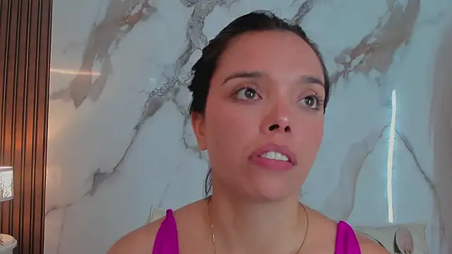 Snapshot of hannahill69 chatting on 03.10.25 hannahill69 online show from 03.10.25