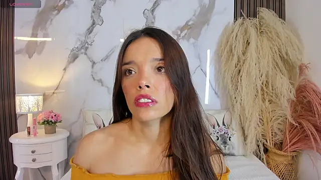 hannahill69 online show from 04.28.26