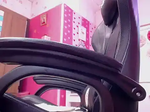 alexa rodriicum online show from 02.22.25