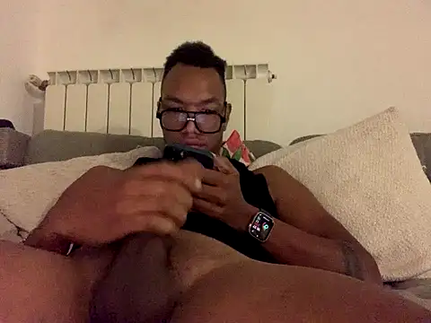 Snapshot of iamrafaelhot chatting on 11.05.25 iamrafaelhot online show from 11.05.25