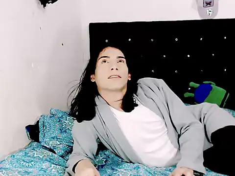 Snapshot of camii_extrange chatting on 02.12.26 camii extrange online show from 02.12.26