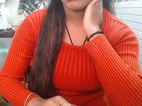 Snapshot of LovingPihu chatting on 11.16.25 LovingPihu online show from 11.16.25