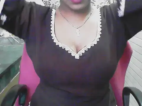 LovingPihu online show from 05.28.26