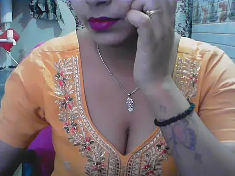 LovingPihu online show from 05.31.26