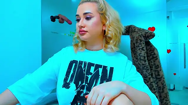 sassy madeline online show from 12.14.24