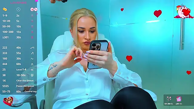 sassy madeline online show from 02.26.25