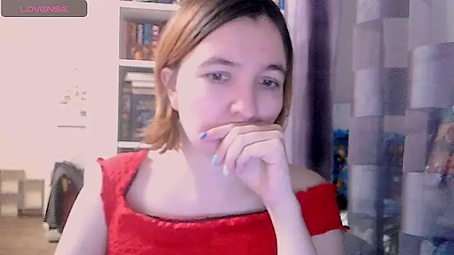 Snapshot of BrattyFoxyGirl chatting on 12.02.24 BrattyFoxyGirl online show from 12.02.24