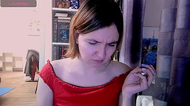 Snapshot of BrattyFoxyGirl chatting on 12.02.24 BrattyFoxyGirl online show from 12.02.24