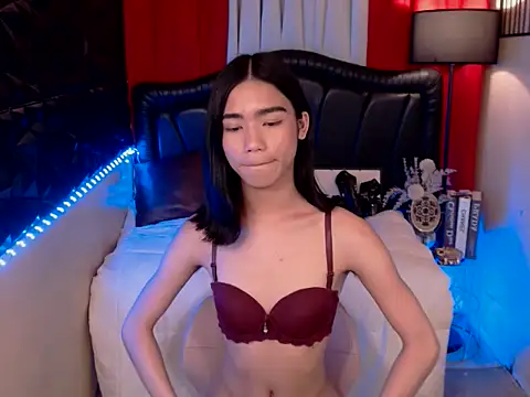 Snapshot of VerSexTs chatting on 10.29.25 VerSexTs online show from 10.29.25