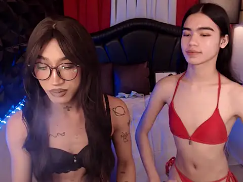 Snapshot of VerSexTs chatting on 11.19.25 VerSexTs online show from 11.19.25