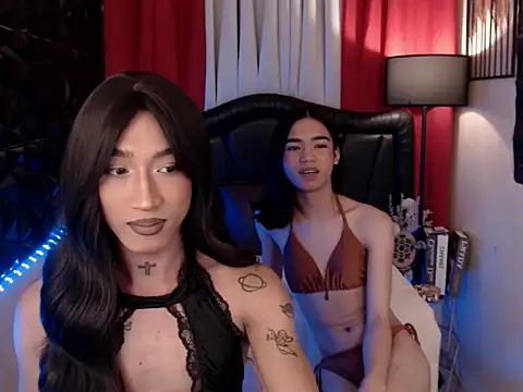 Snapshot of VerSexTs chatting on 11.20.25 VerSexTs online show from 11.20.25