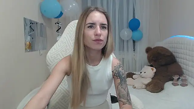 DeboraHorny online show from 09.29.25