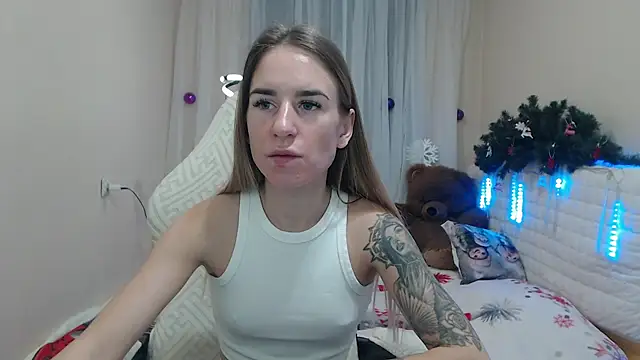 DeboraHorny online show from 12.22.25
