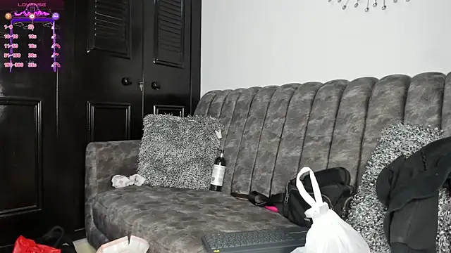 Keyla Milf online show from 09.20.25