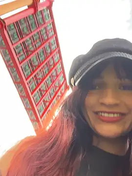 Snapshot of Lilith_Mark chatting on 10.21.25 Lilith Mark online show from 10.21.25