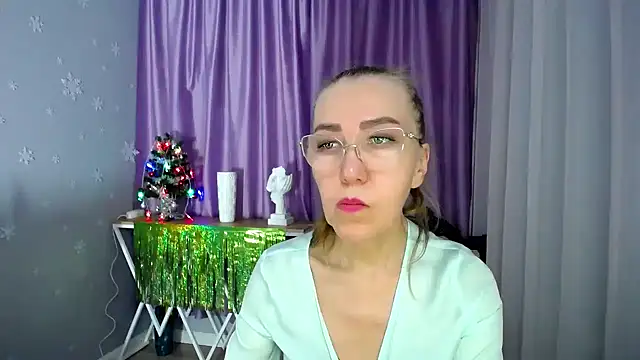 queen a n i online show from 12.17.24