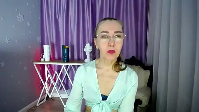 queen a n i online show from 01.29.25