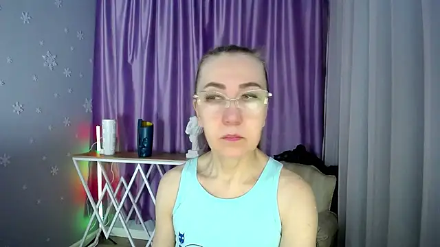 queen a n i online show from 02.18.25