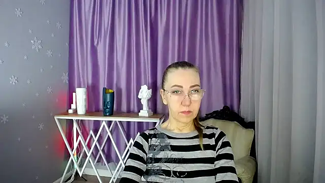 queen a n i online show from 02.24.25