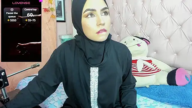 Snapshot of DarshaKhemu chatting on 01.15.25 DarshaKhemu online show from 01.15.25