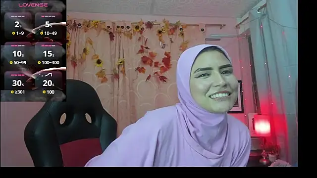 Snapshot of DarshaKhemu chatting on 02.06.25 DarshaKhemu online show from 02.06.25