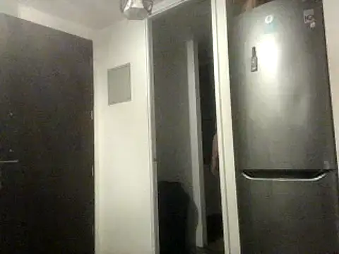 Snapshot of PenelopeSx chatting on 09.30.25 PenelopeSx online show from 09.30.25