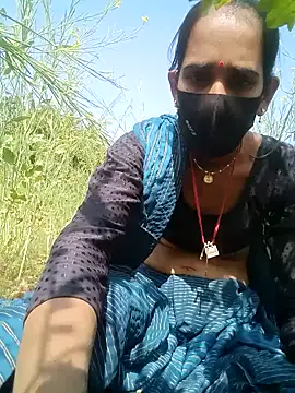 Snapshot of Mohni_Das chatting on 02.05.26 Mohni Das online show from 02.05.26