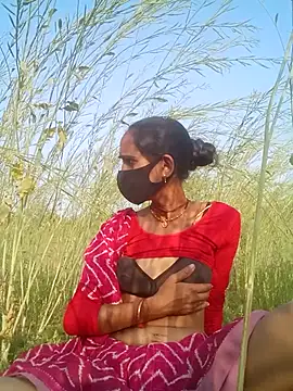 Snapshot of Mohni_Das chatting on 02.14.26 Mohni Das online show from 02.14.26